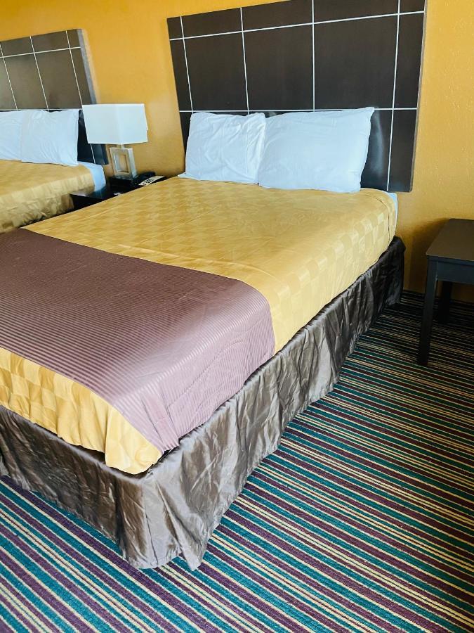 Sona Inn Dilley Zewnętrze zdjęcie